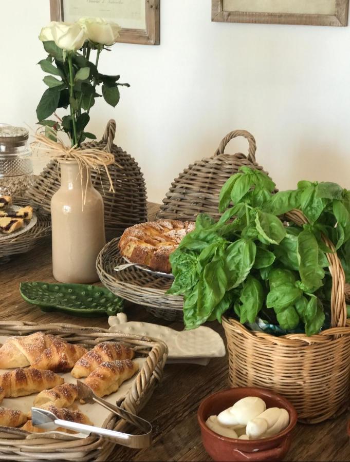 Bed and Breakfast Dimora Le Ginestre Adults Only Fasano Exterior foto